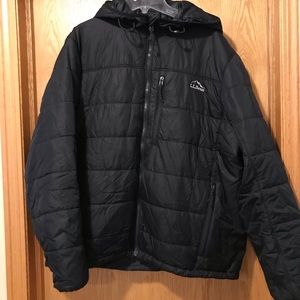 LL Bean black primaloft packable coat EUC XL